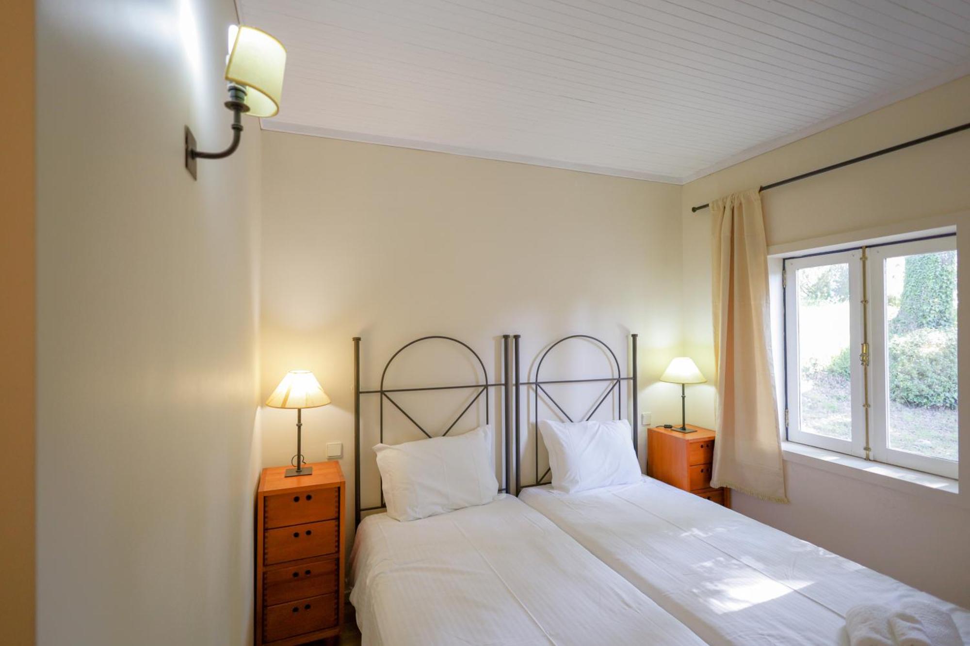 Padrões Guest House's Padroes (Vila Real) Quarto foto